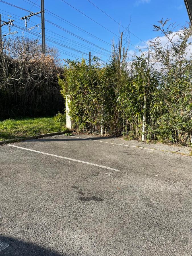 Appartement T2 Bayonne St Esprit Avec Parking Exterior foto